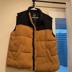 Oversized Women's Black and Tan Vest